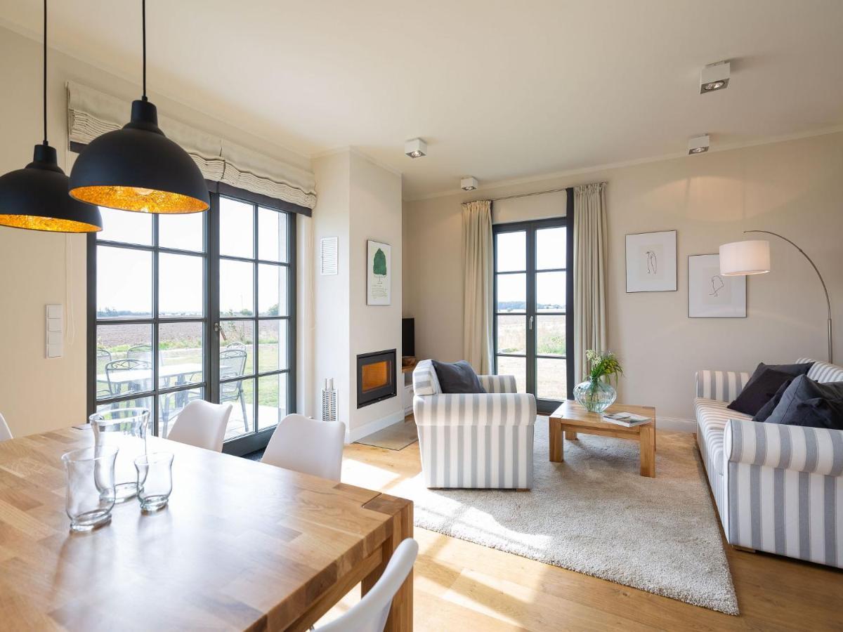 Reetland Am Meer - Premium Reetdachvilla Mit 3 Schlafzimmern, Sauna Und Kamin E05 德兰斯克 外观 照片